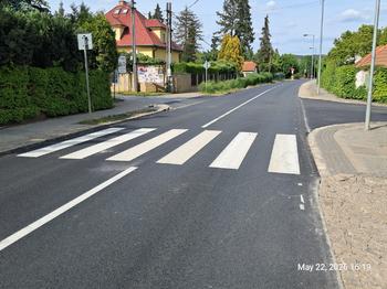 II/115 Dobřichovice, Lety